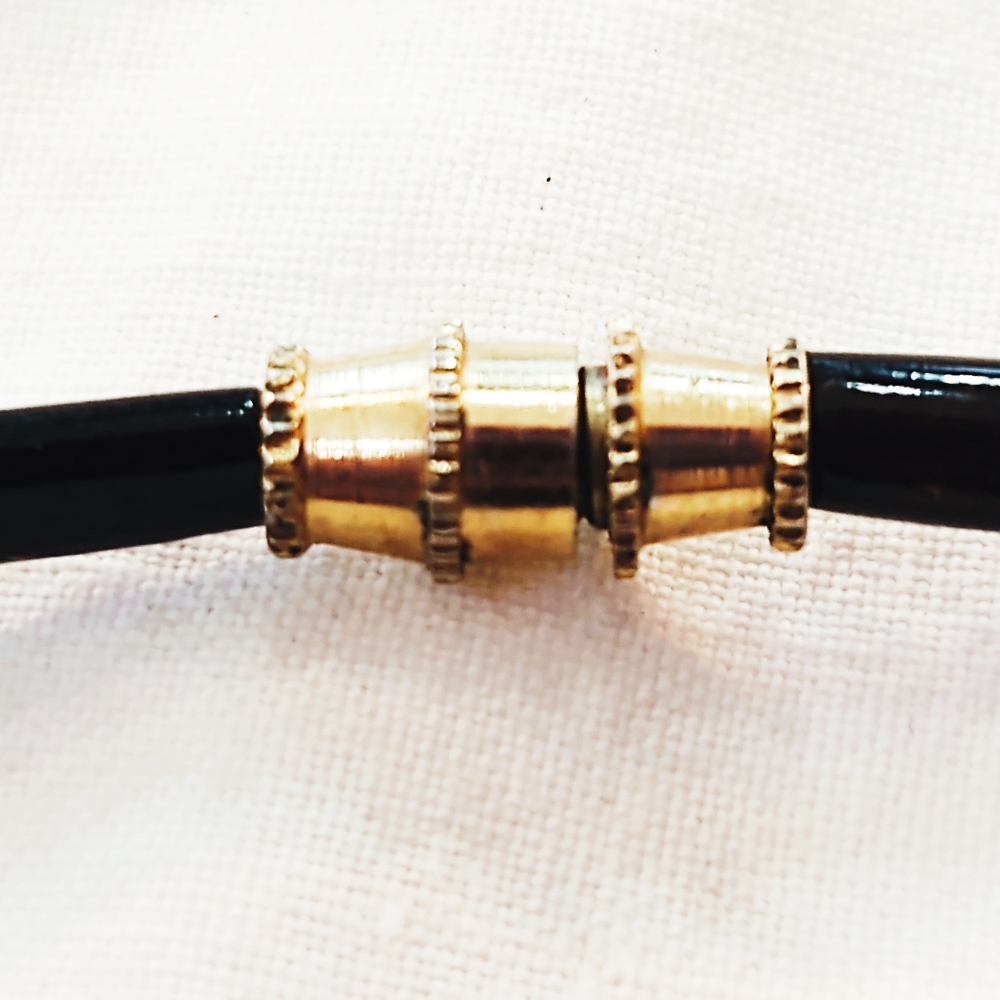 Vintage Oversized Onyx and Wood Necklace - Picture 5 of 5